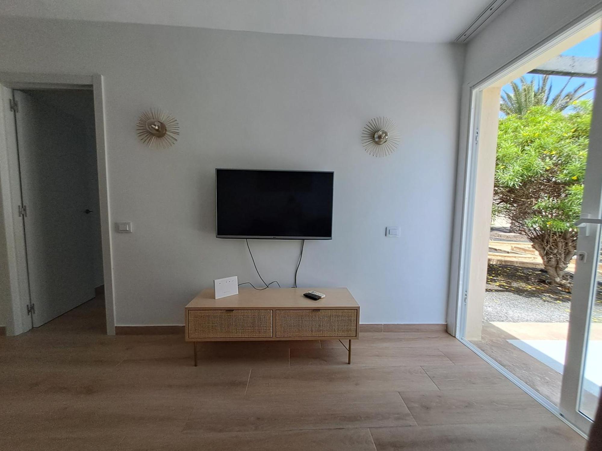Homeforguest Apartamento 13 Con Terraza Y Piscina En Corralejo Eksteriør bilde